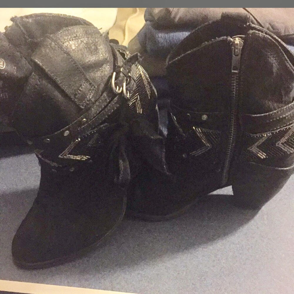 Not Rated boots